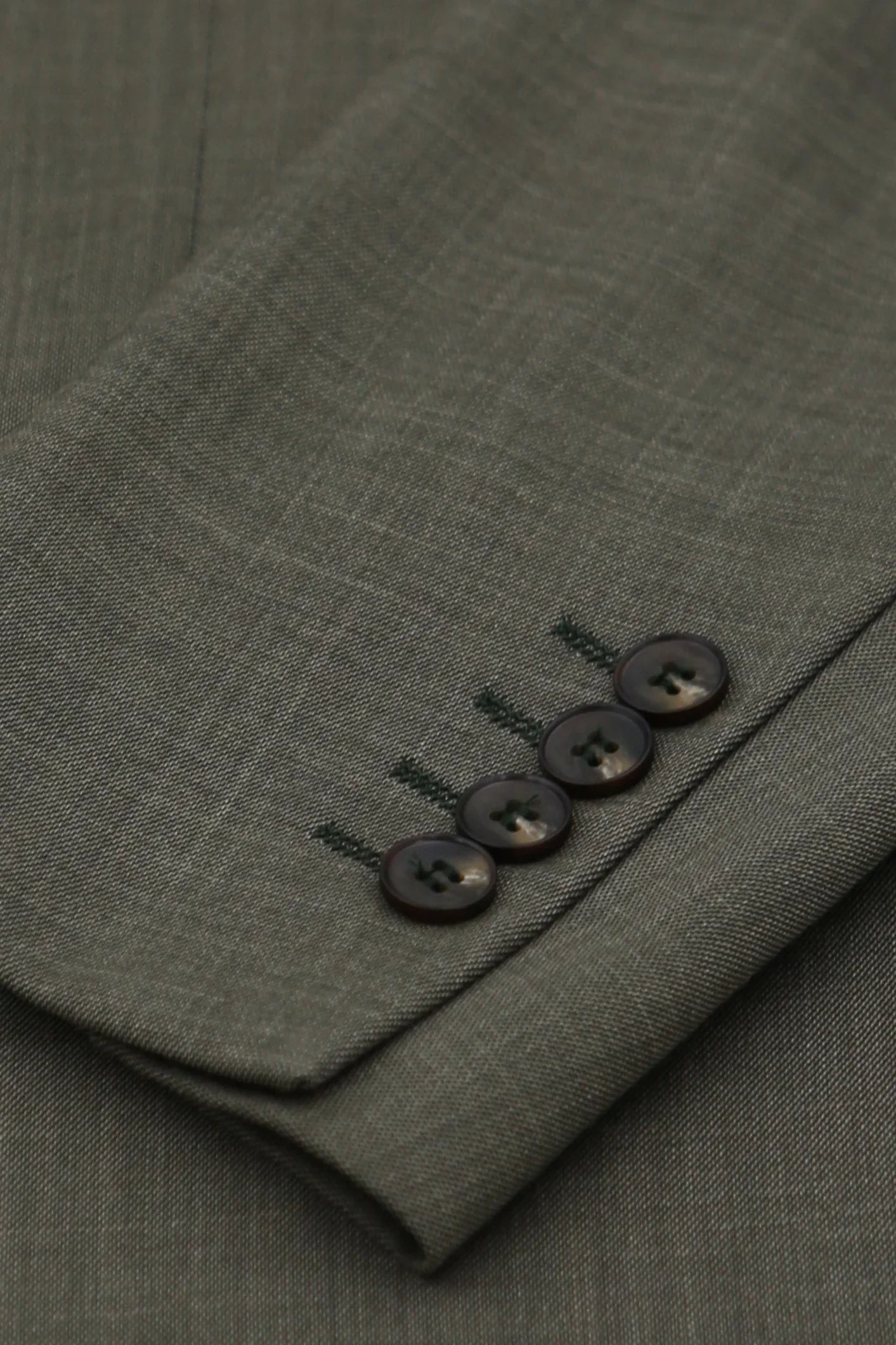 Kurt Men's Sage Green 3-Piece Tailored Fit Suit for Summer Weddings